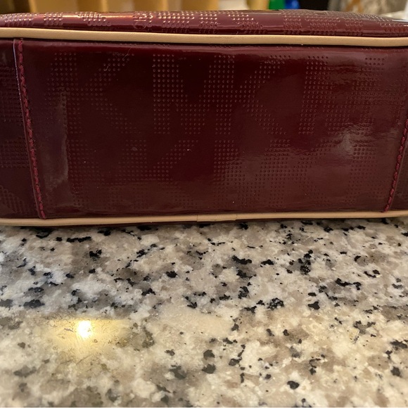 Michael Kors Signature Burgundy Cosmetics Bag - Picture 4 of 8